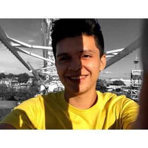 Meet your Posher, Ernesto